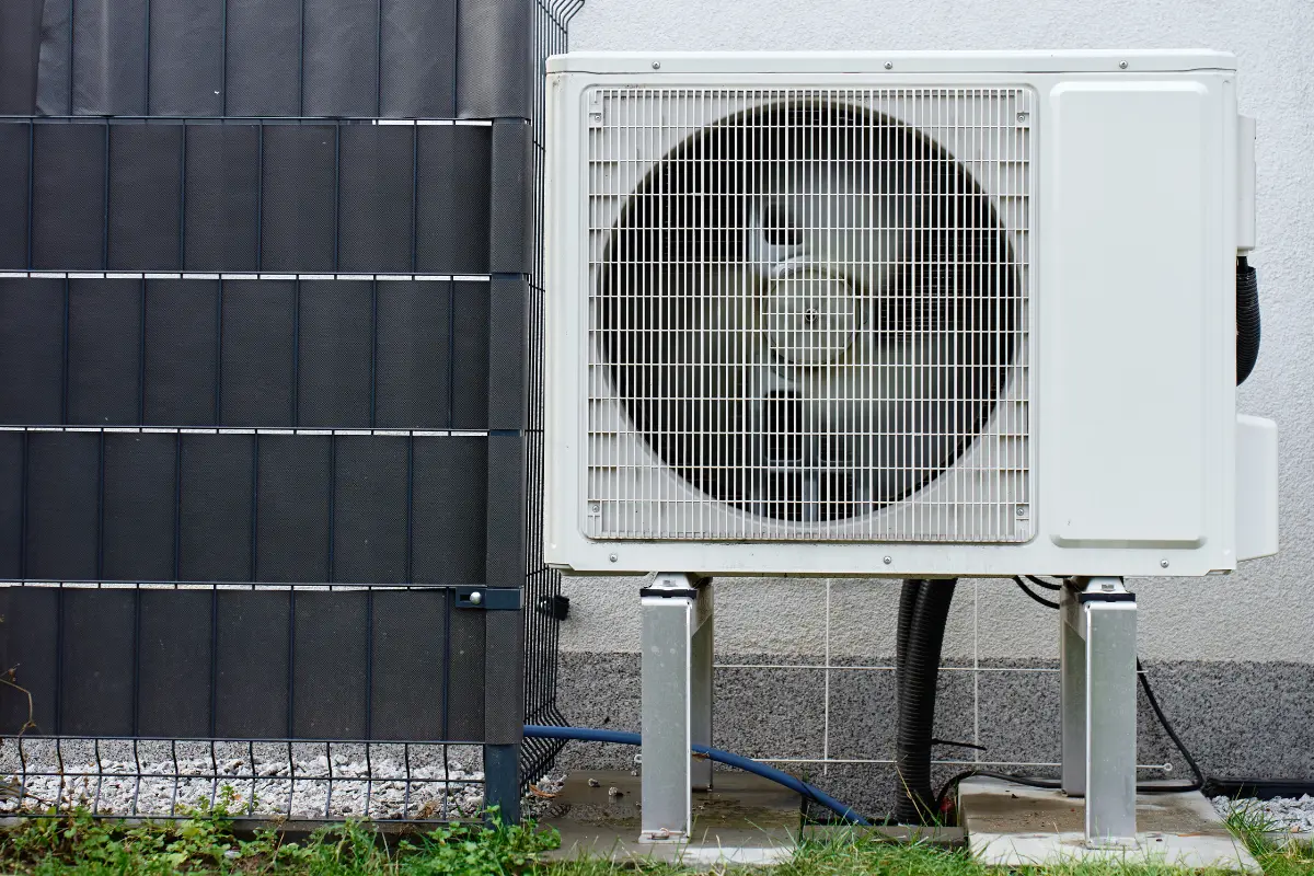 AC-Compressor-Repair-When-to-Call-a-Pro-in-OKC?